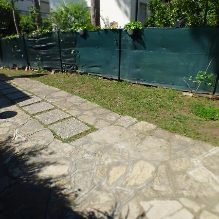 Anna * Tirrenia